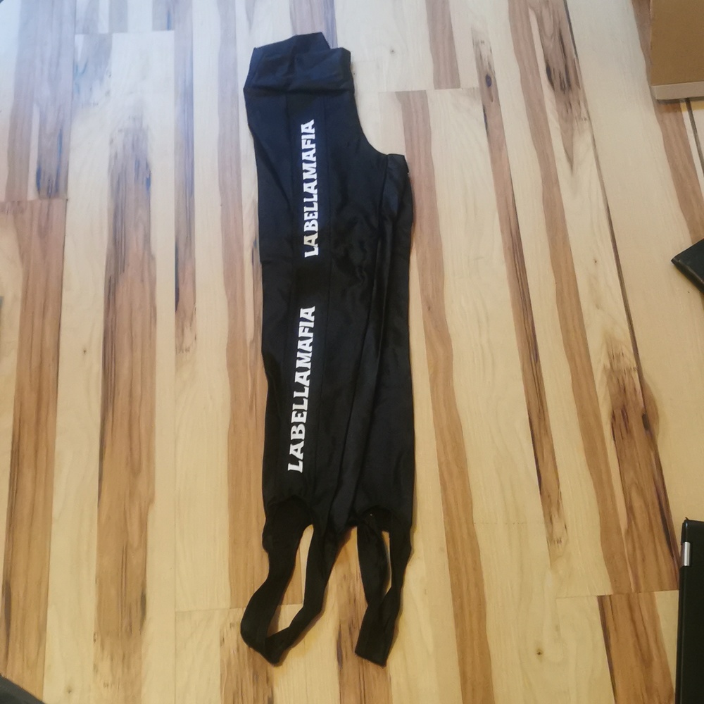 Medium rise work out pants